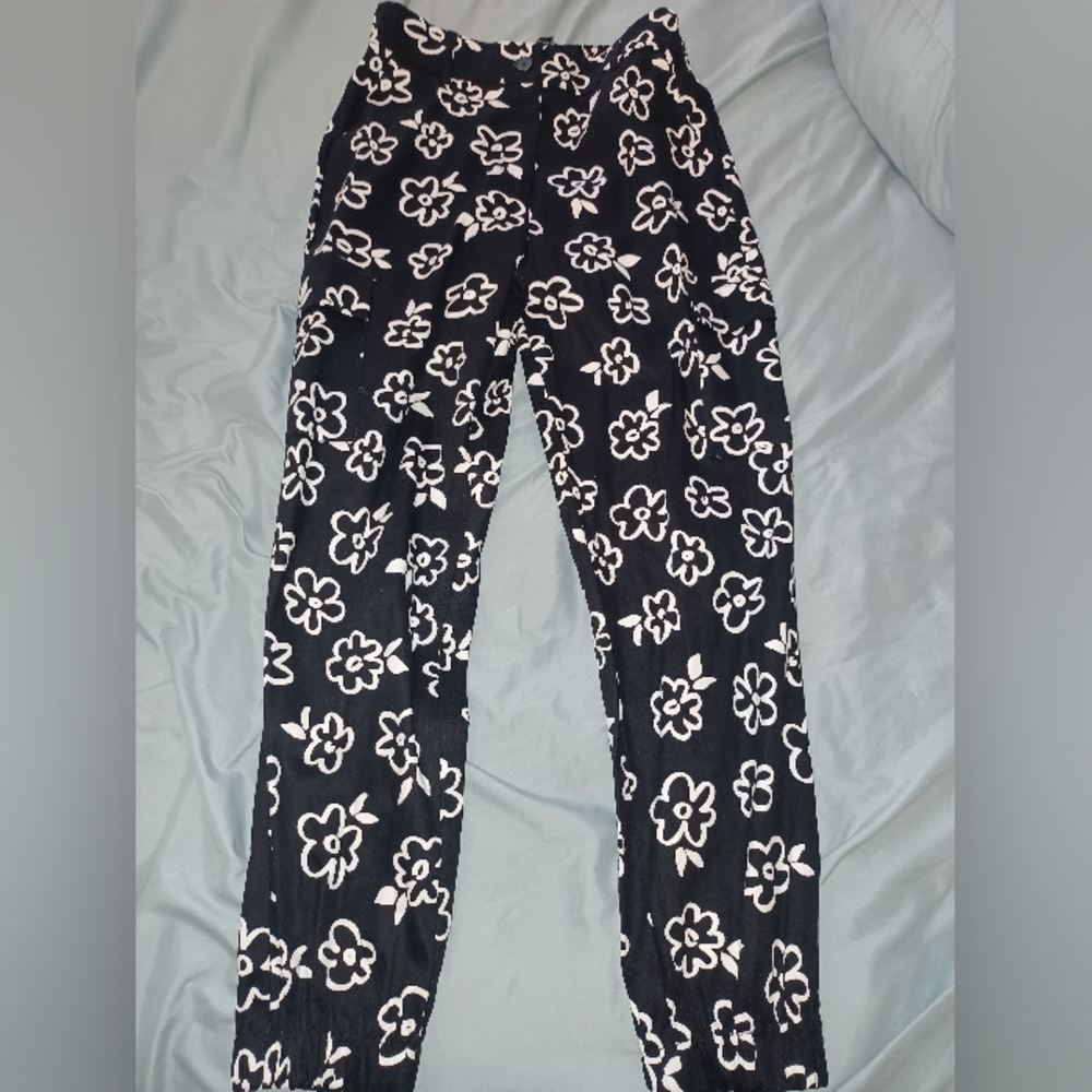 Cargo pants - Picture 4 of 4